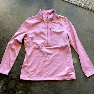North Face Women’s Pull Over Quarter Zip